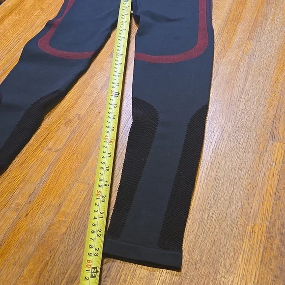 Women Small Black Red Compression Mesh Vent Active Workout Yoga Leggings - Picture 4 of 8